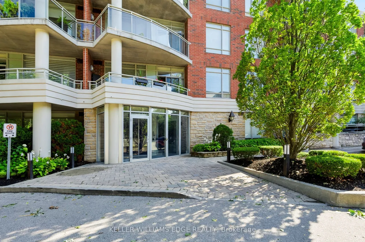 125 Wilson Street W — photo 3