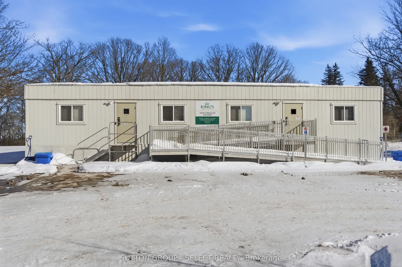 370 Huron Street