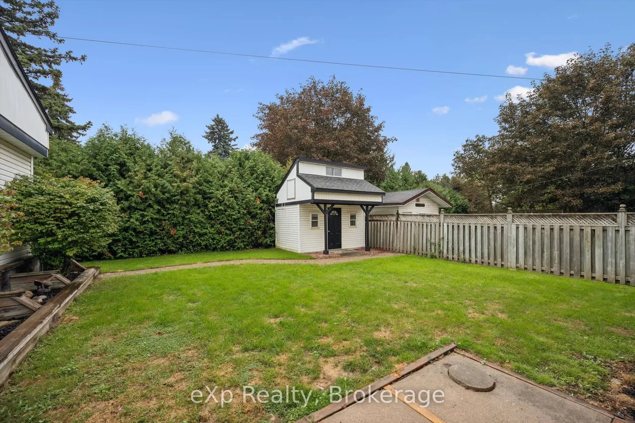130 Speedvale Avenue W — photo 39
