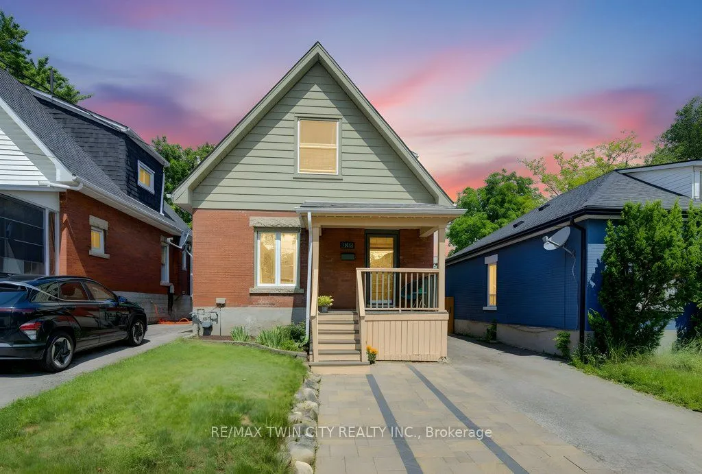 271 London Road W