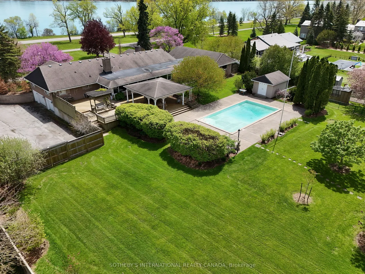 9317 Niagara River Parkway — photo 3