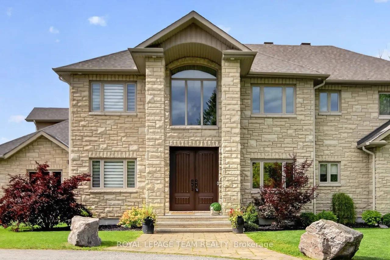 1425 Balmoral Drive — photo 3