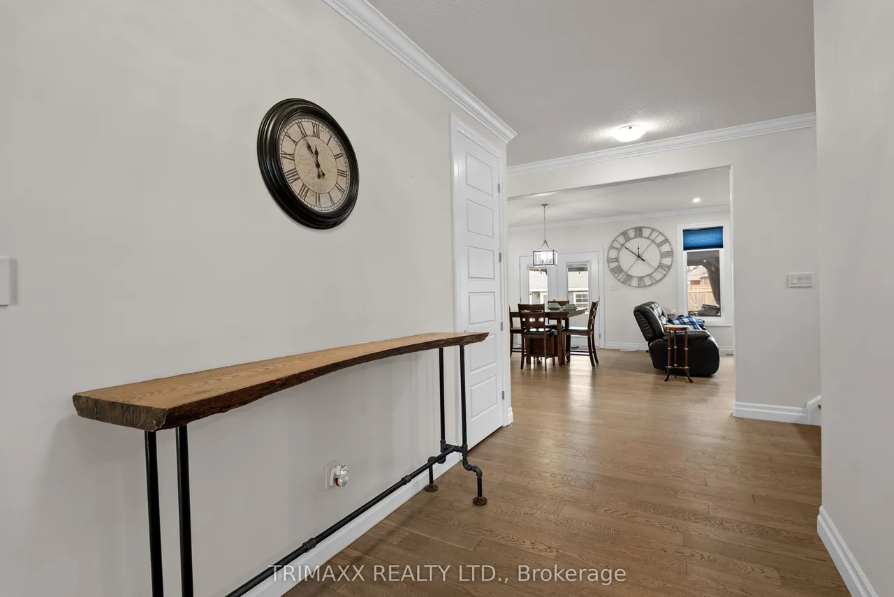 31 Thames Springs Crescent — photo 3
