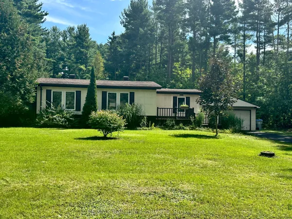 118 Tamarack Drive — photo 2