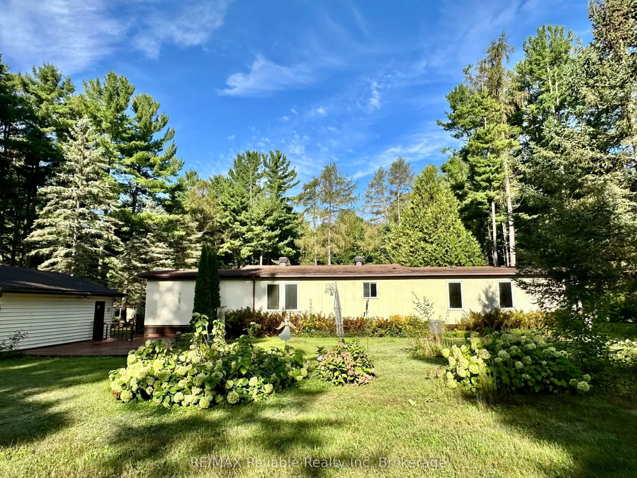 118 Tamarack Drive — photo 38