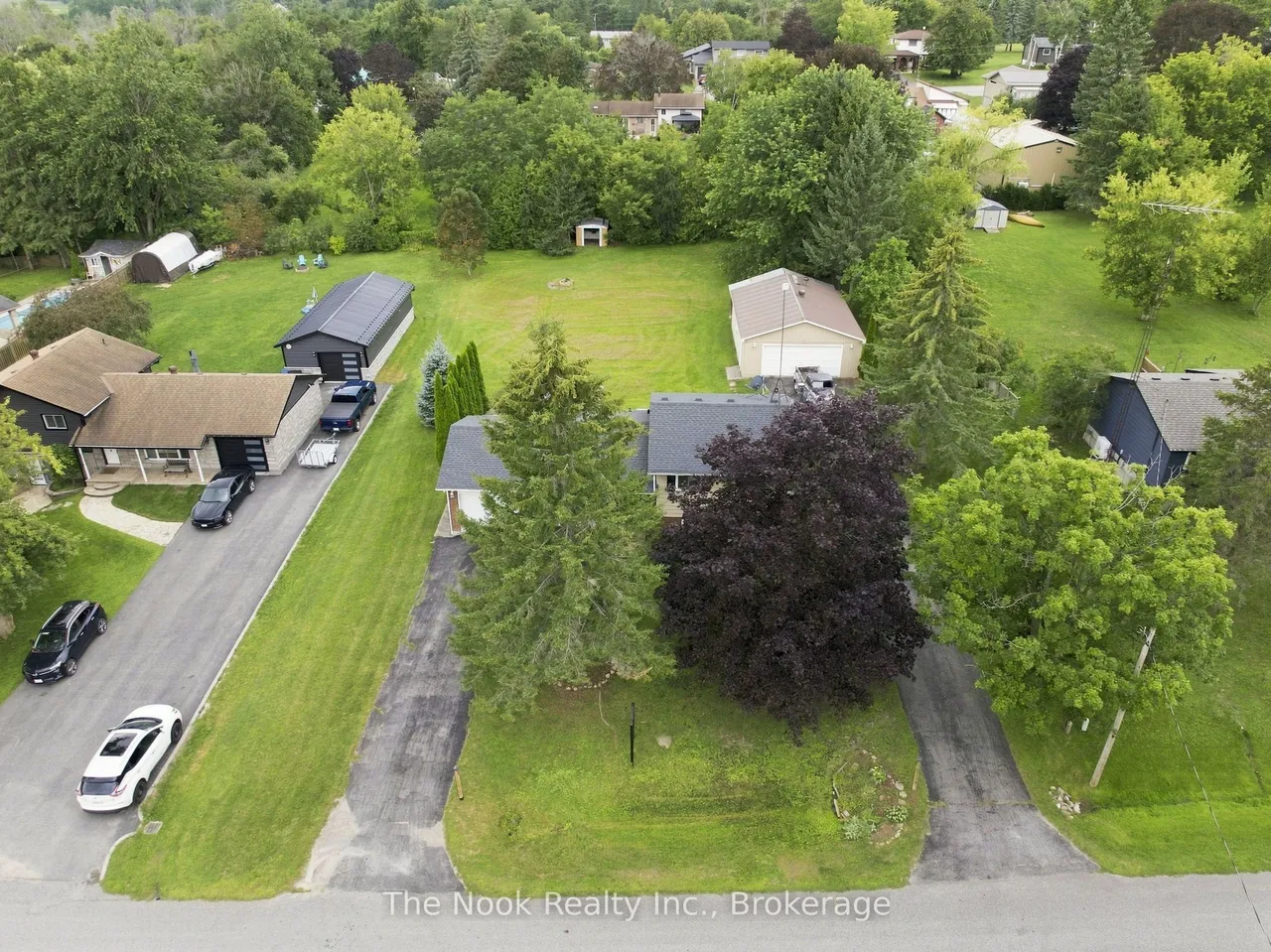 24 Cedar Ridge Drive — photo 49