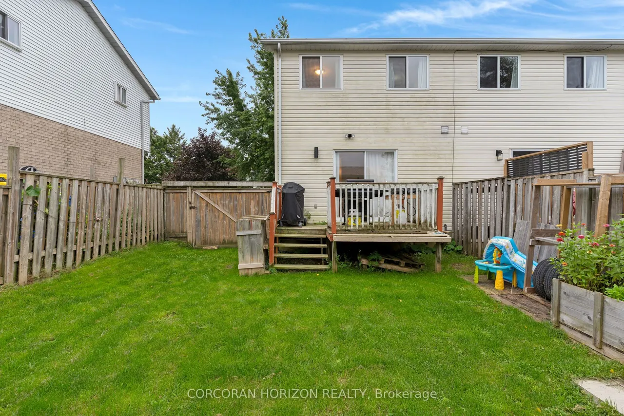 15 Farrell Lane — photo 41