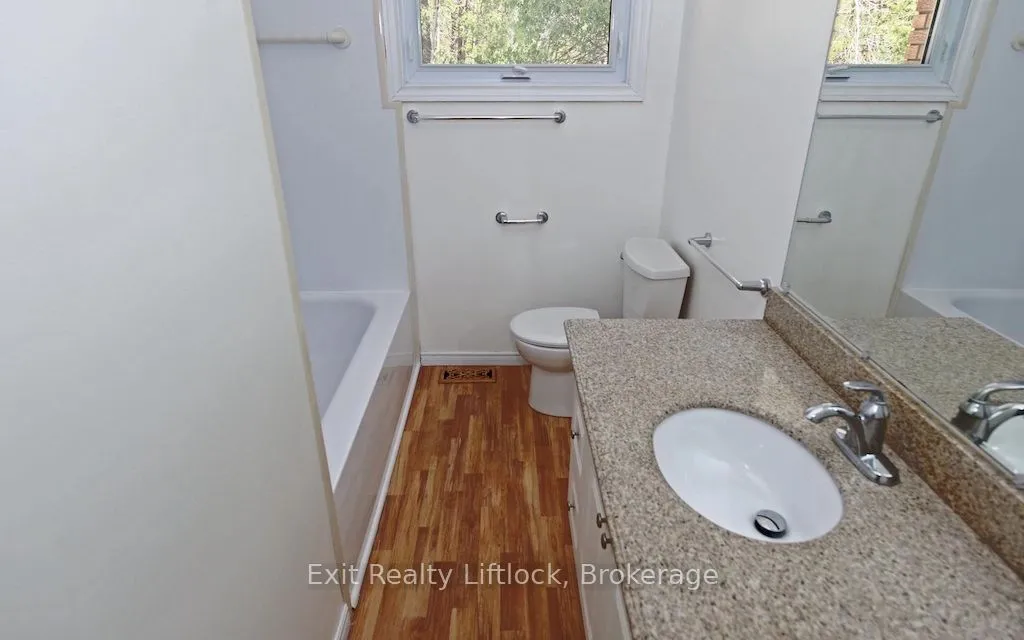 4 Wallis Drive — photo 9