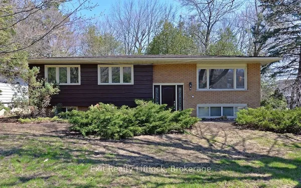 4 Wallis Drive — photo 2