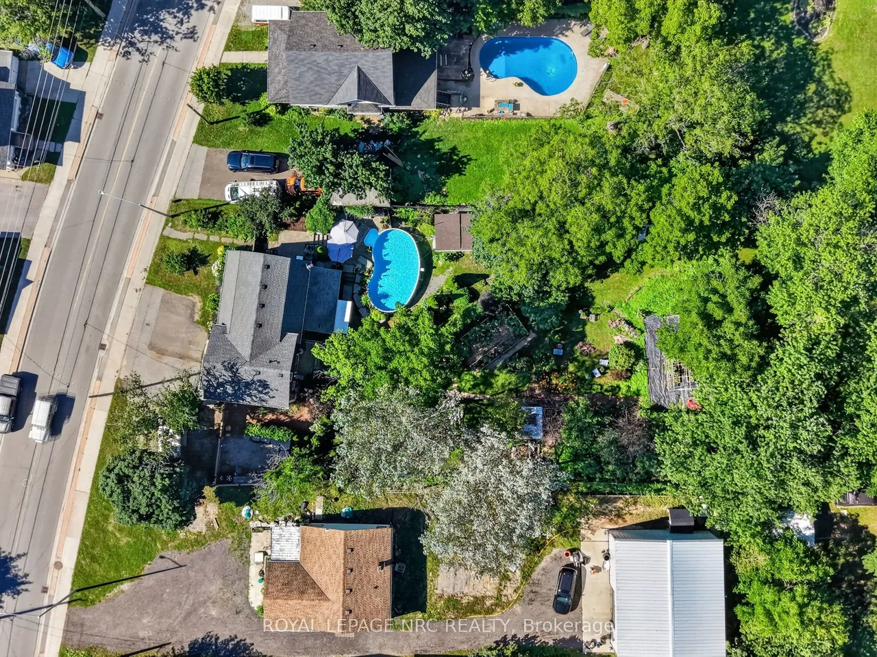 4189 Mountain Street — photo 42