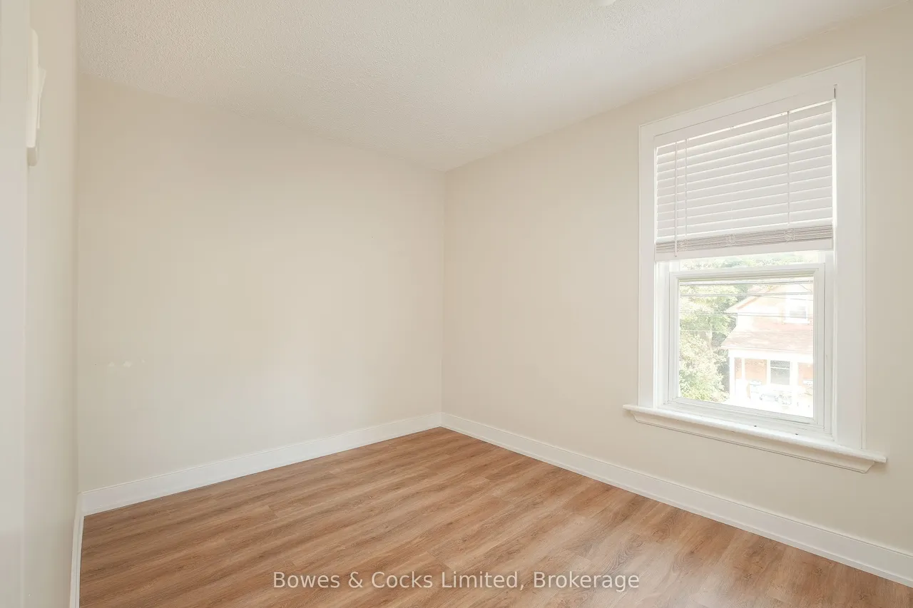383-387 Mark Street — photo 14