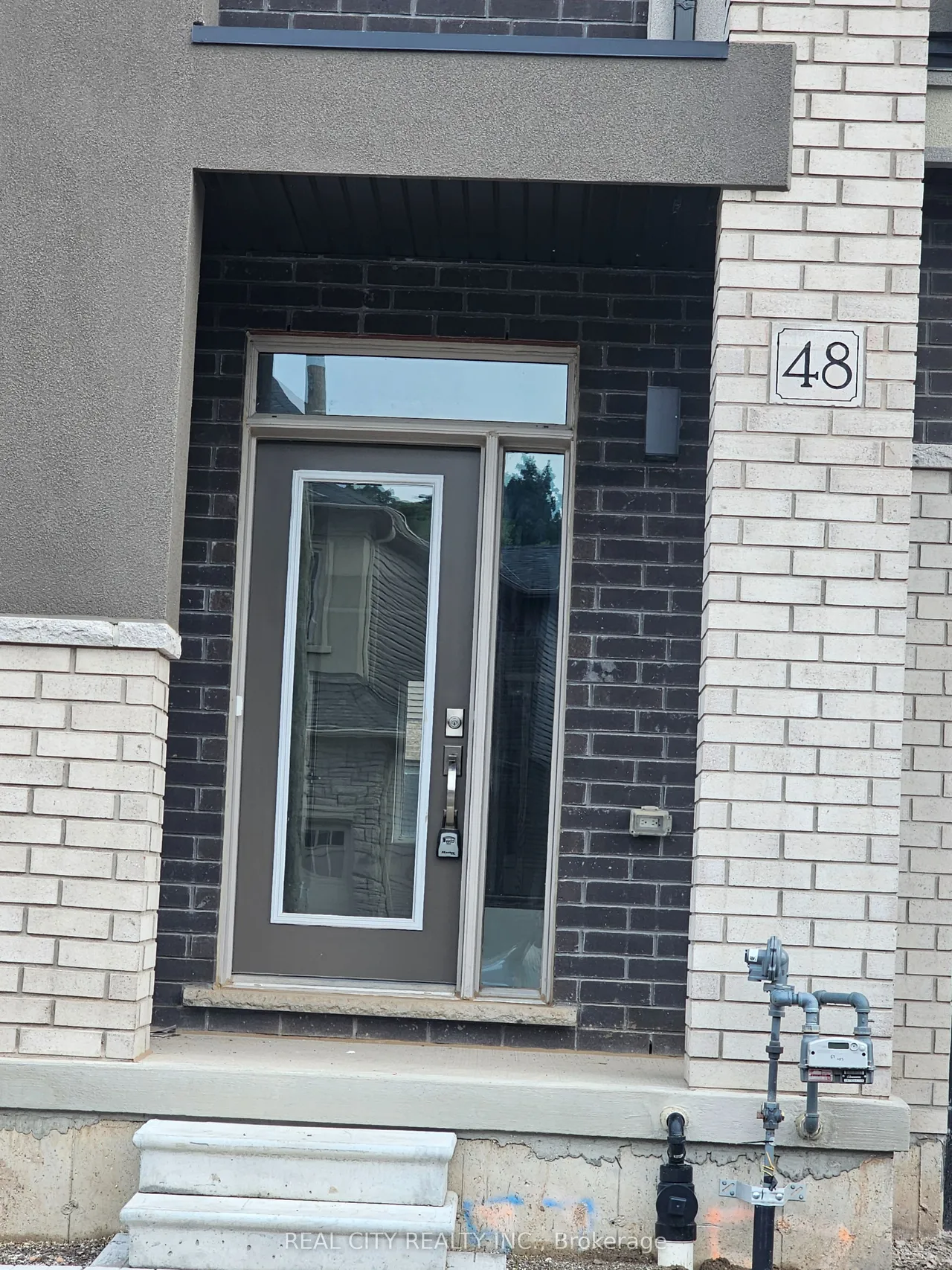 48 McKernan Avenue — photo 3