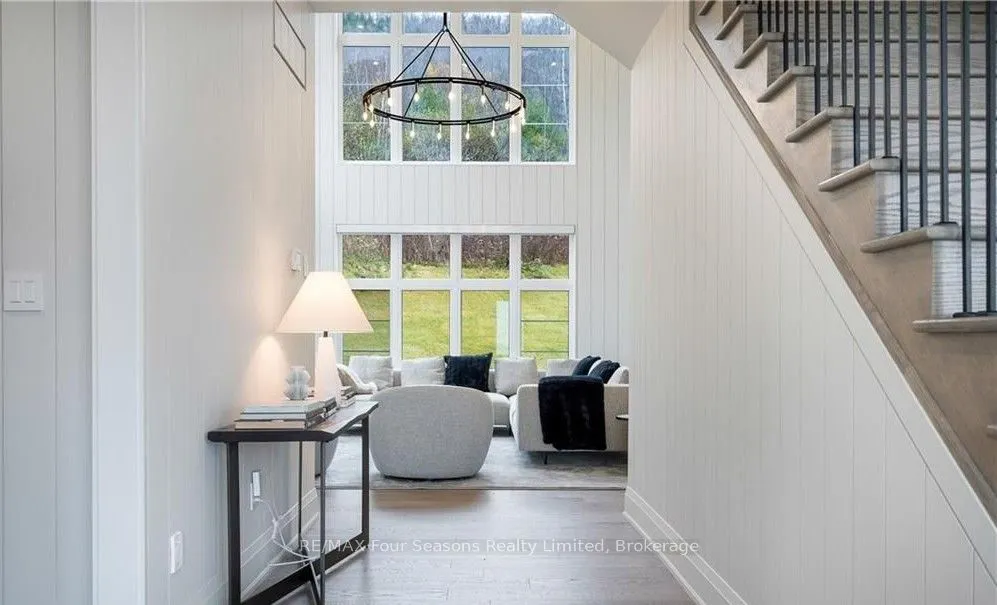 132 Dorothy Drive — photo 3