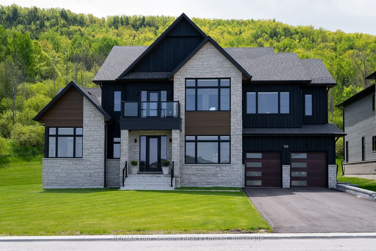 132 Dorothy Drive — photo 2
