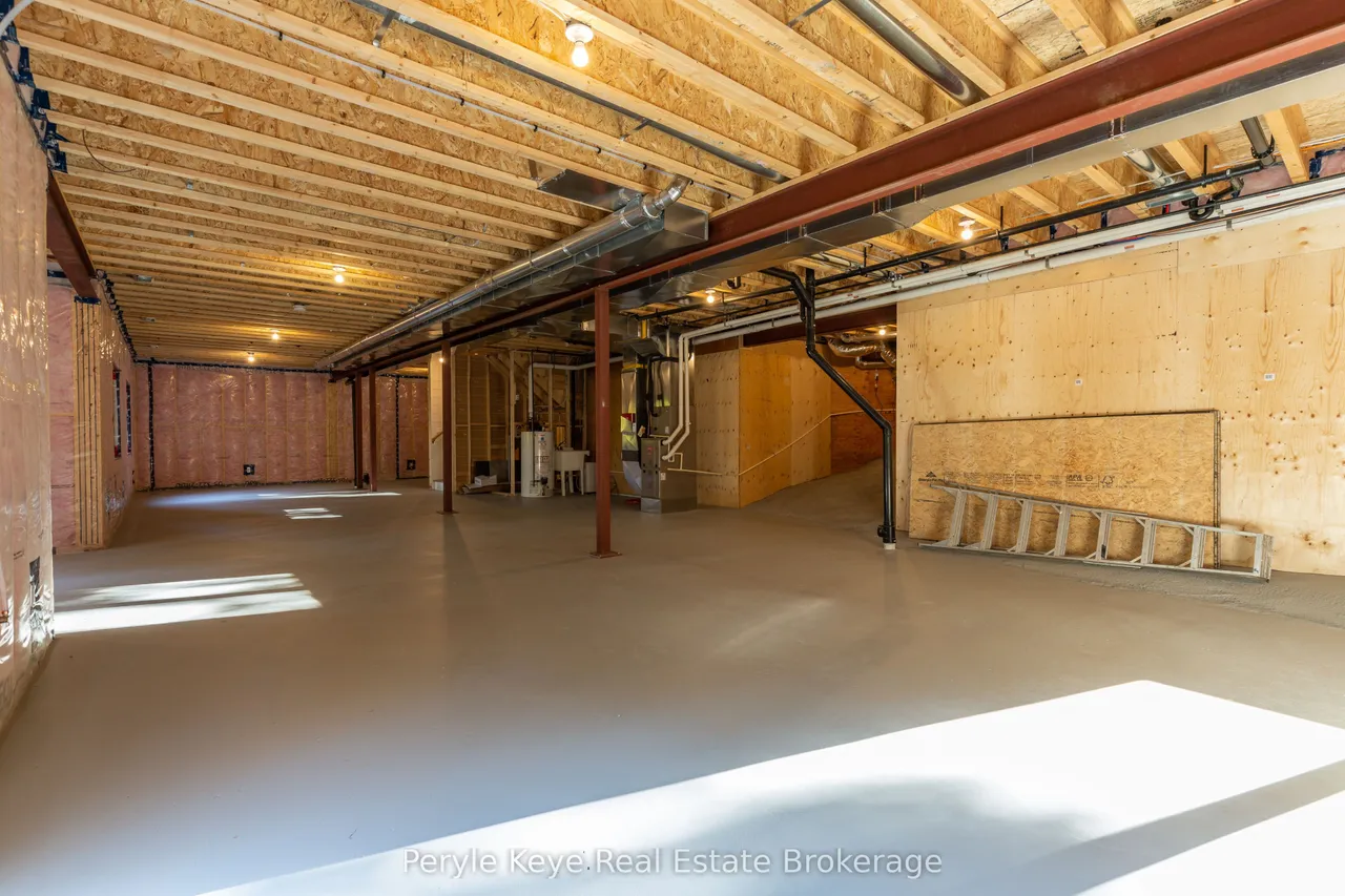 1140 Walker's Glenn Crescent — photo 49