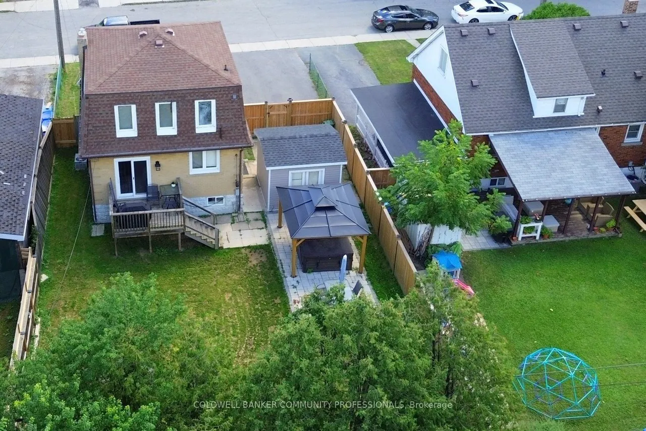 94 Howard Avenue — photo 30