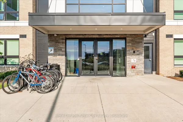 1284 Gordon Street — photo 2