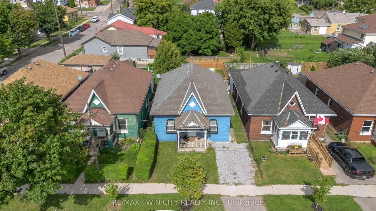 25 Usher Street — photo 24