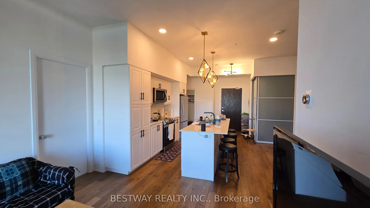 7711 Green Vista Gate — photo 3