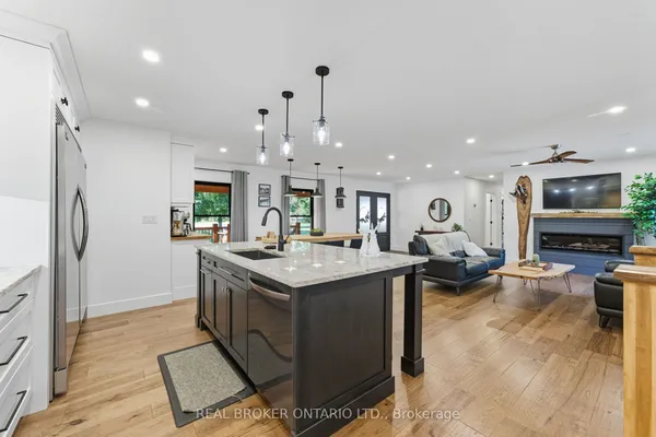 115 Lakeshore Road