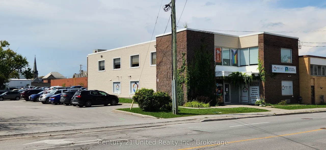 33 Lindsay Street S — photo 6