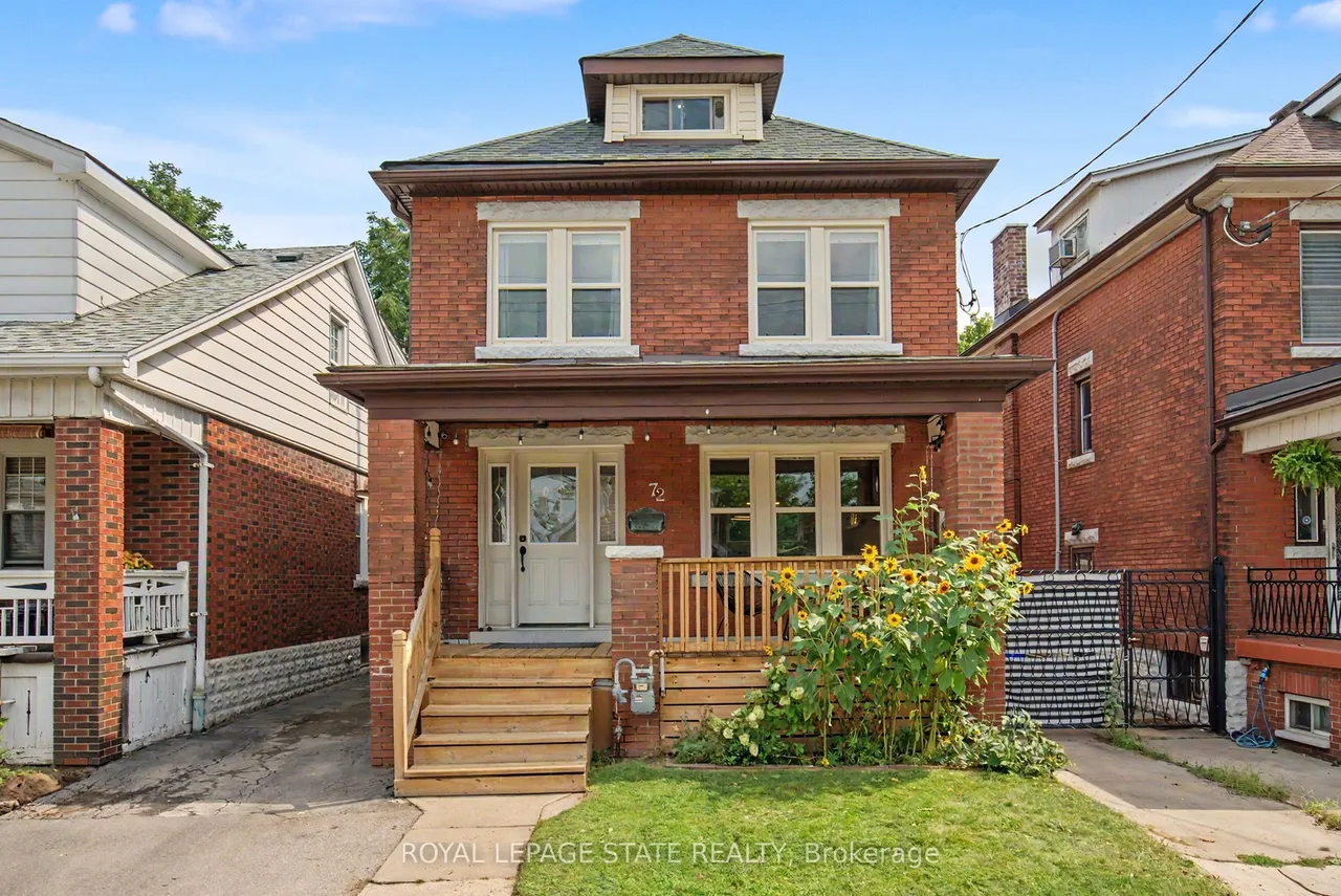 72 Garside Avenue N