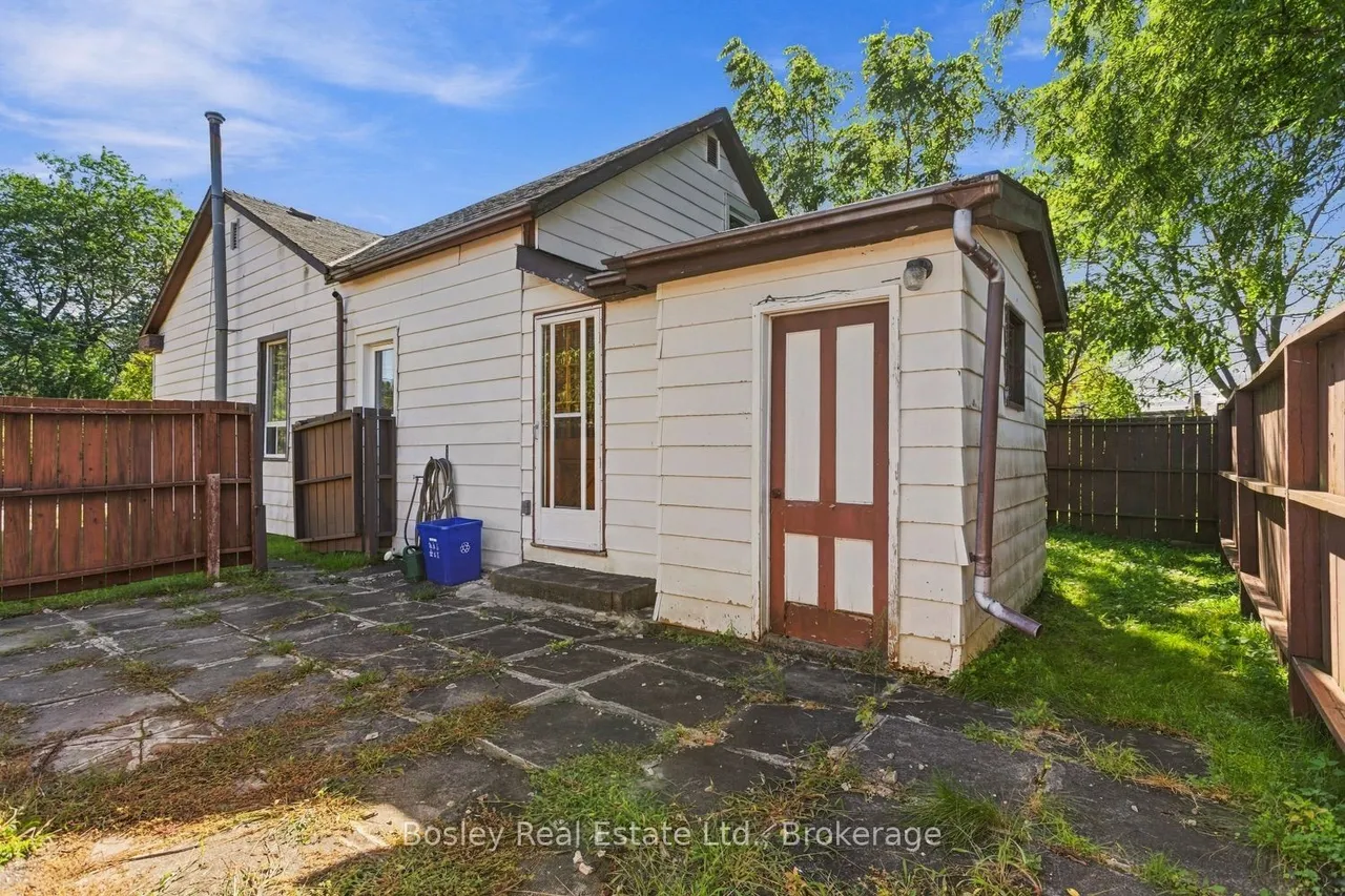 361 Bond Street — photo 32