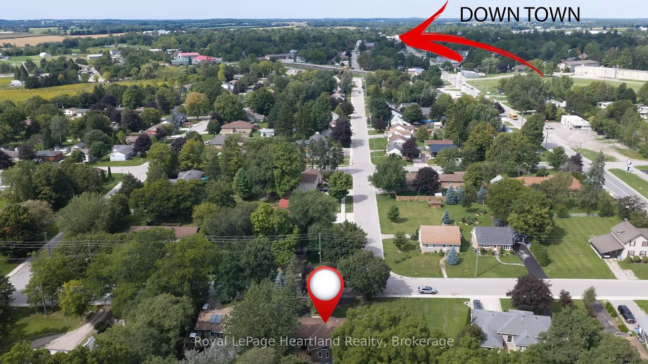 138 Victoria Terrace — photo 47