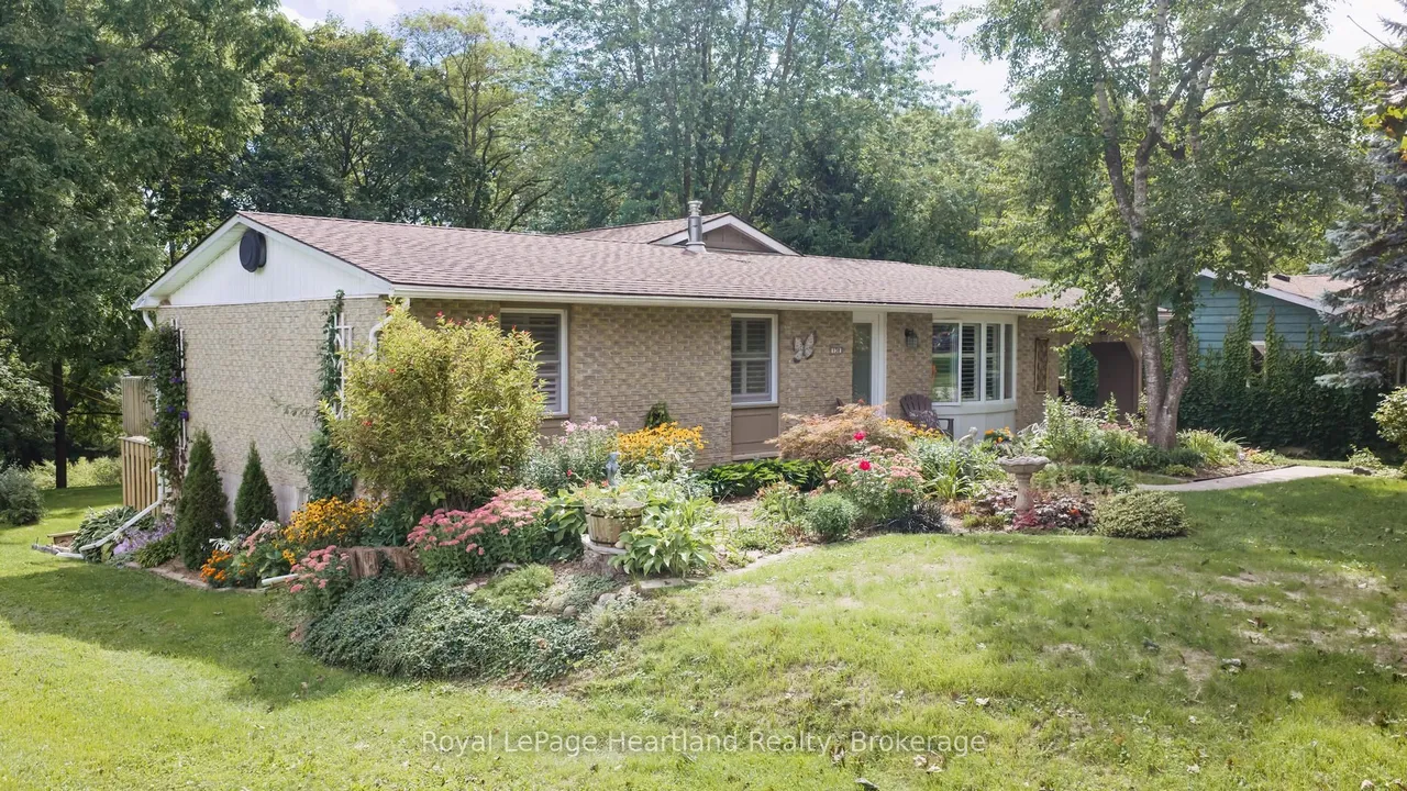 138 Victoria Terrace — photo 48
