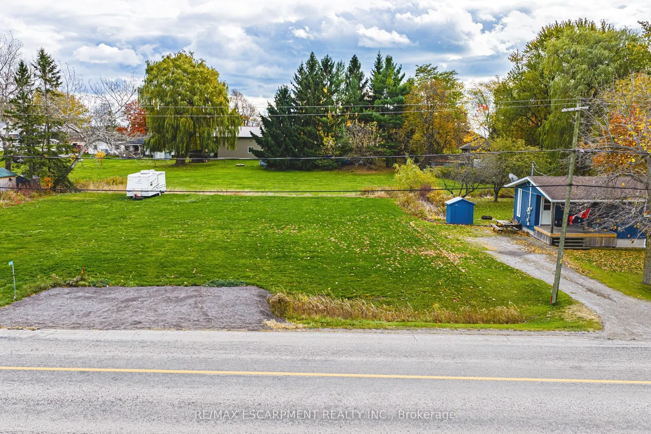 610 New Lakeshore Road — photo 3