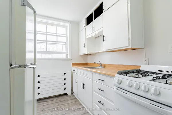645 Hamilton Road — photo 2