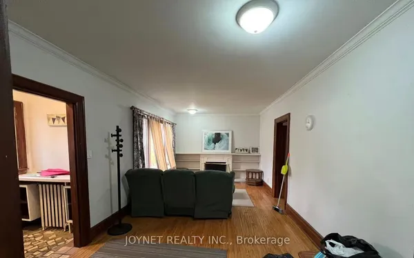 68 Whitton Road — photo 2
