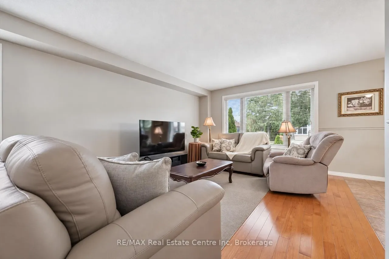 4 HUNT Street — photo 3