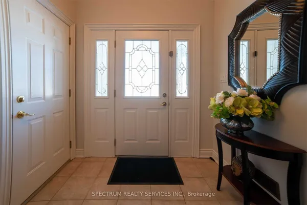 8112 Beaver Glen Drive — photo 2