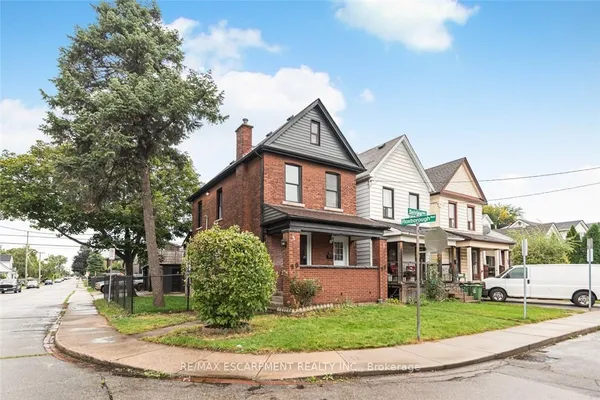 90 Belview Avenue