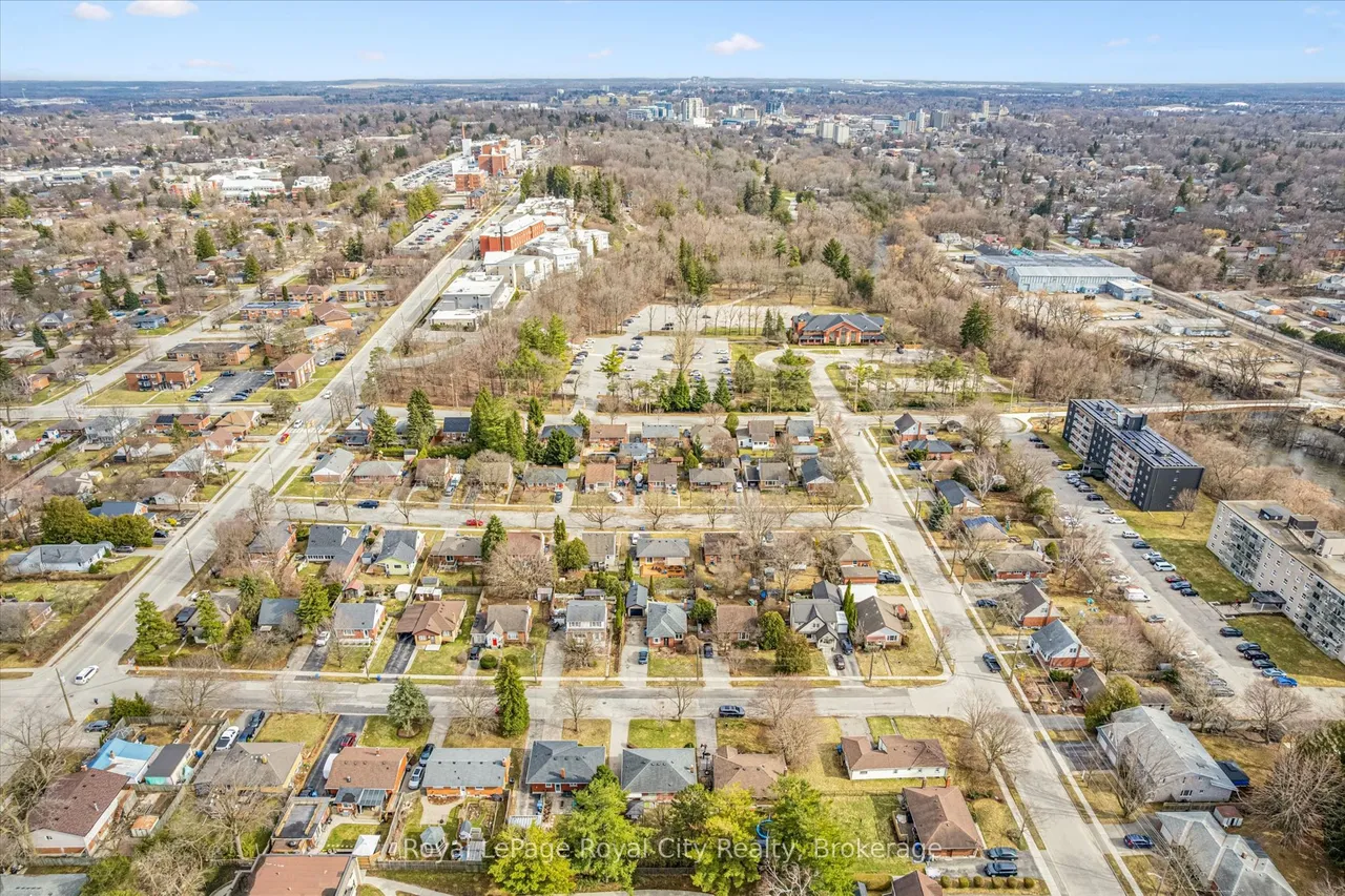10 Paul Avenue — photo 42