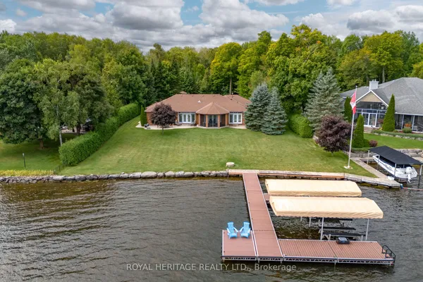 120 MCGREGOR Drive — photo 2
