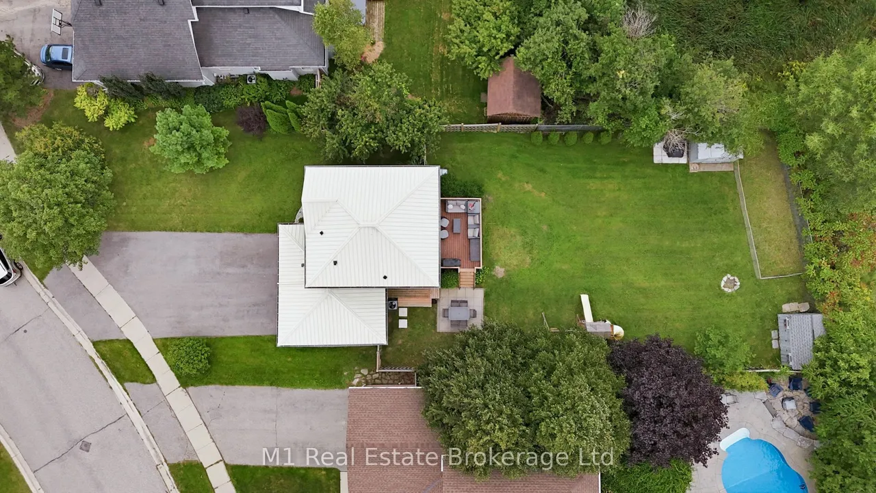 308 Daniel Crescent — photo 44
