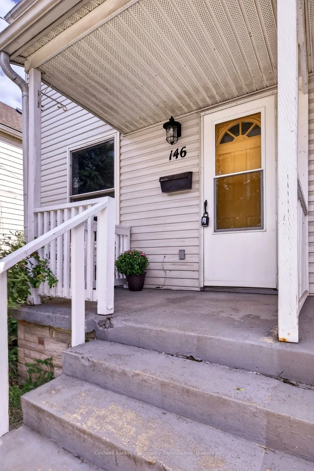 146 Barnesdale Avenue N — photo 3