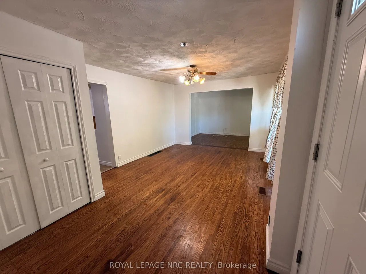 8200 WOODBINE Street — photo 2