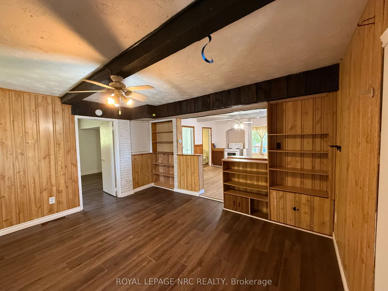 8200 WOODBINE Street — photo 8