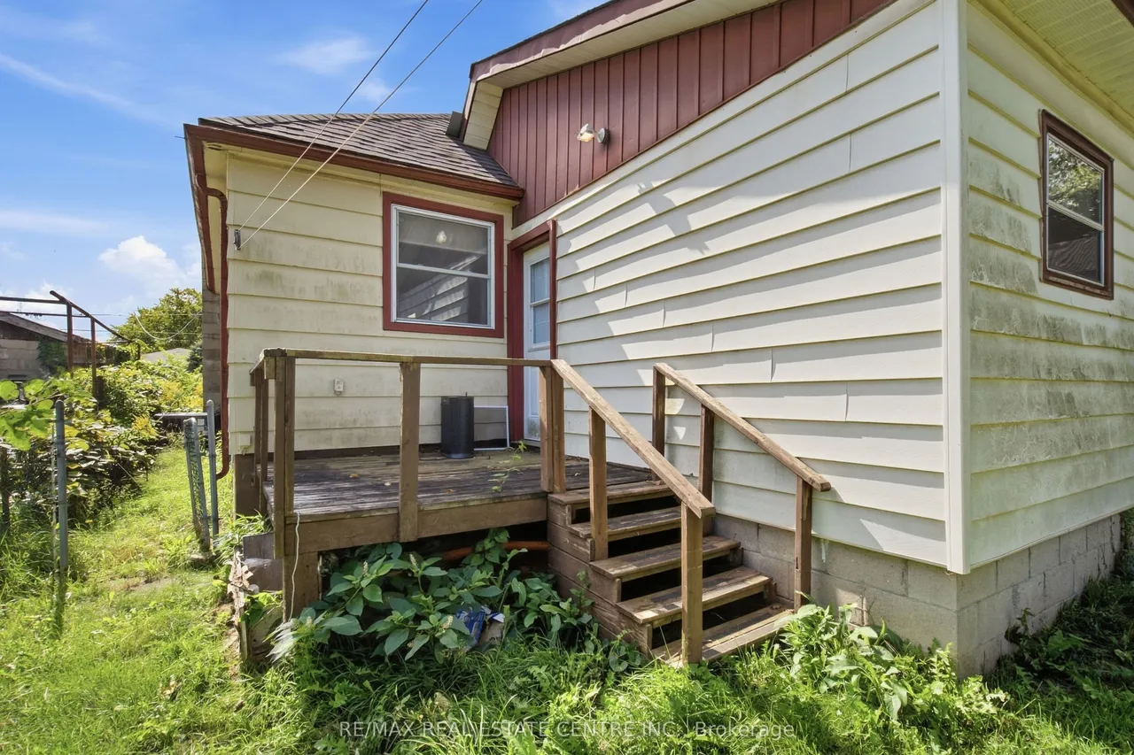 67 Clarence Street — photo 36