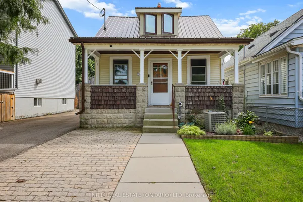 55 Briscoe Street W