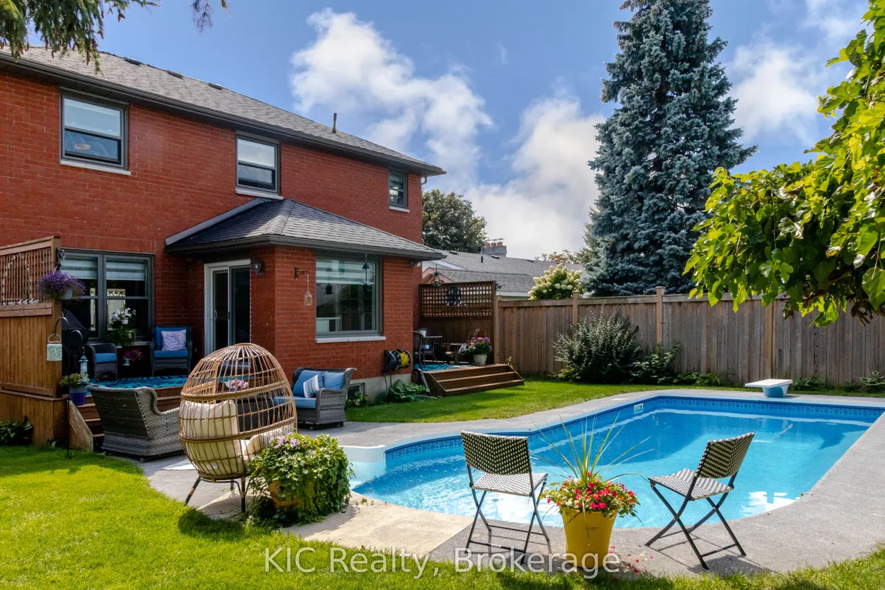 2138 Lorraine Drive — photo 3