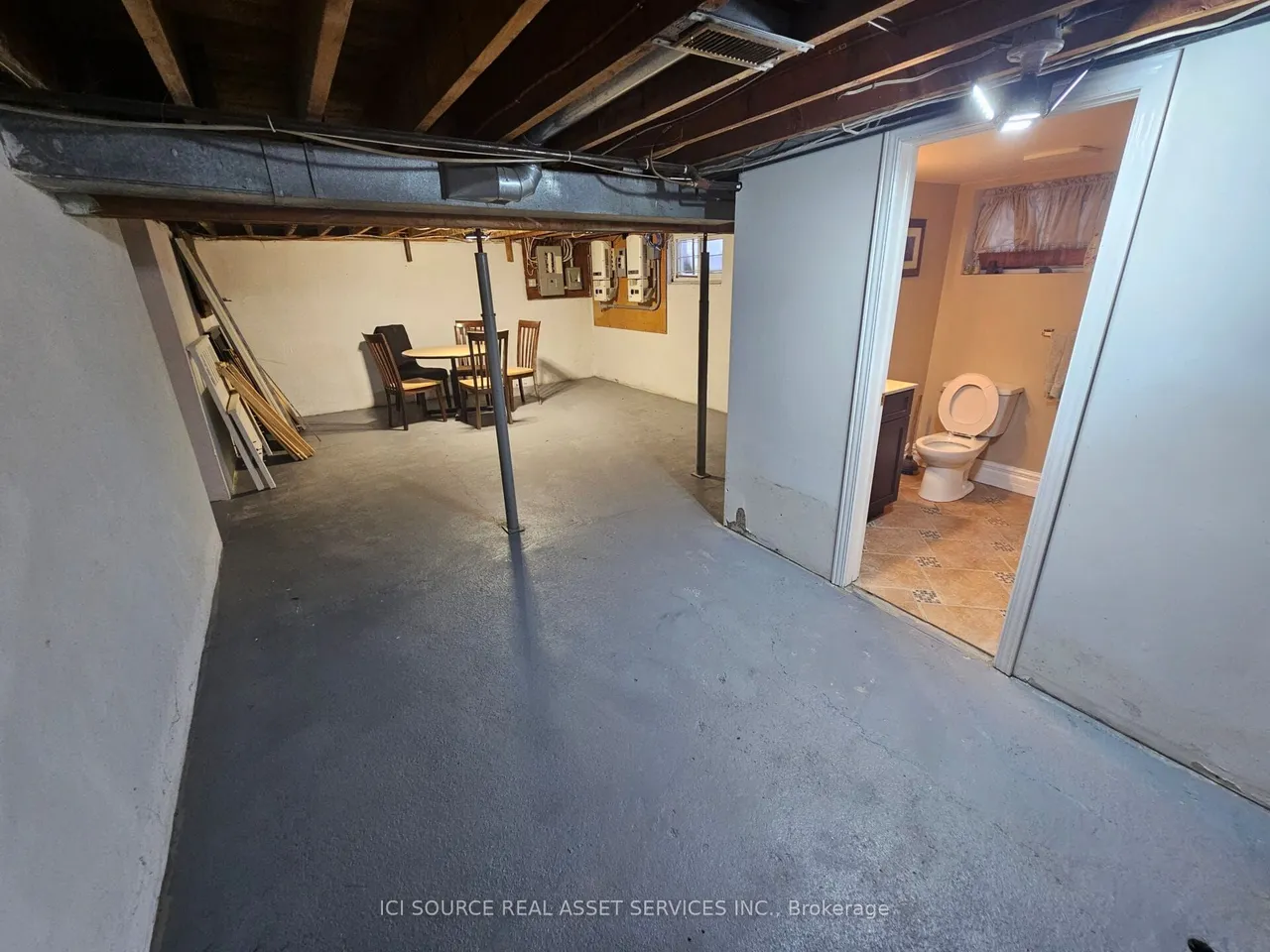 52 Speedvale Avenue W — photo 26