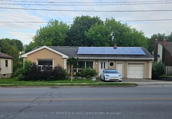 52 Speedvale Avenue W