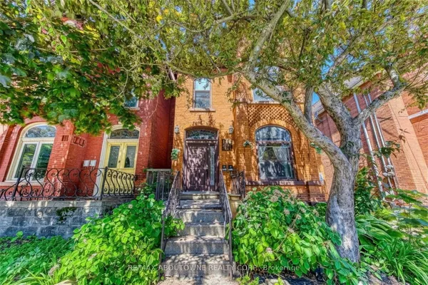 100 Grant Avenue — photo 2
