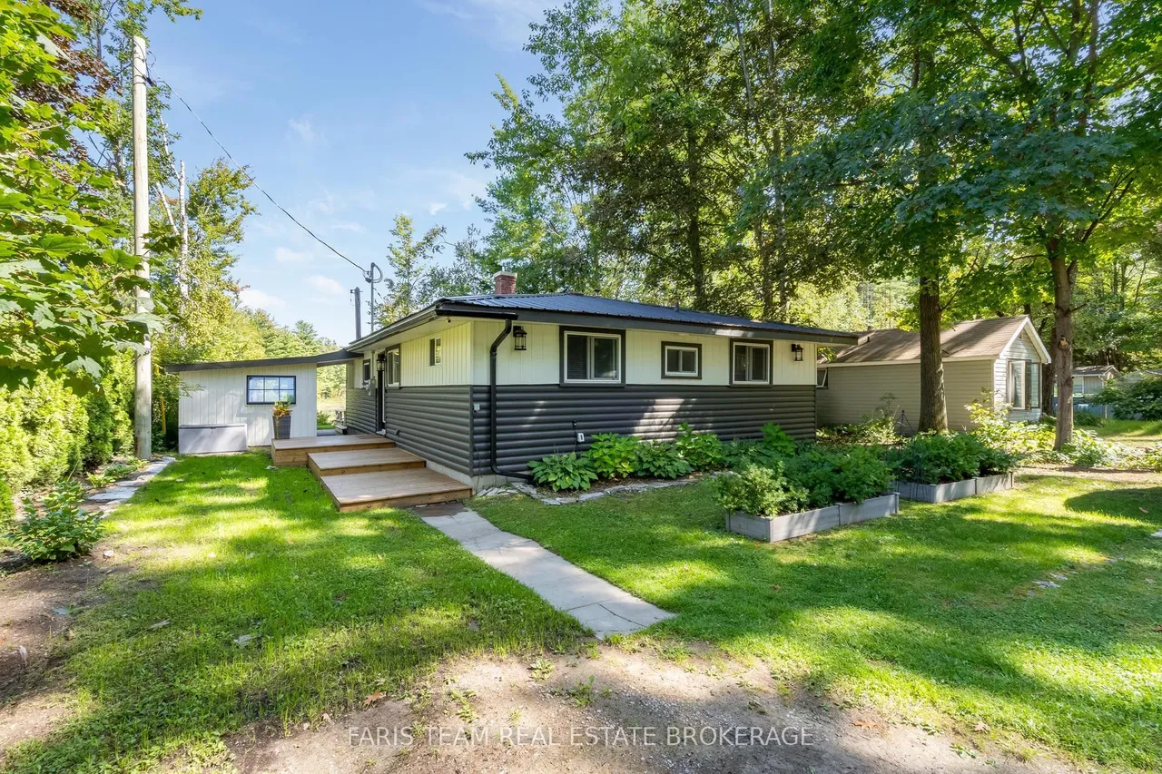 121 Stanley Road — photo 3