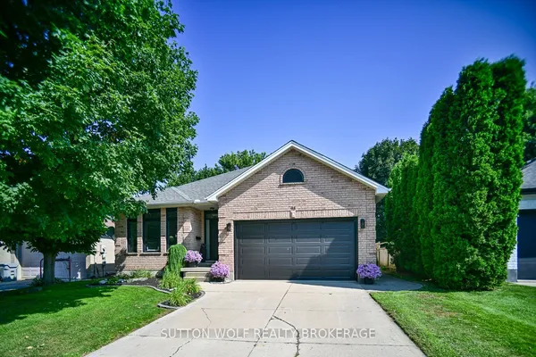 95 Middlesex Drive — photo 2
