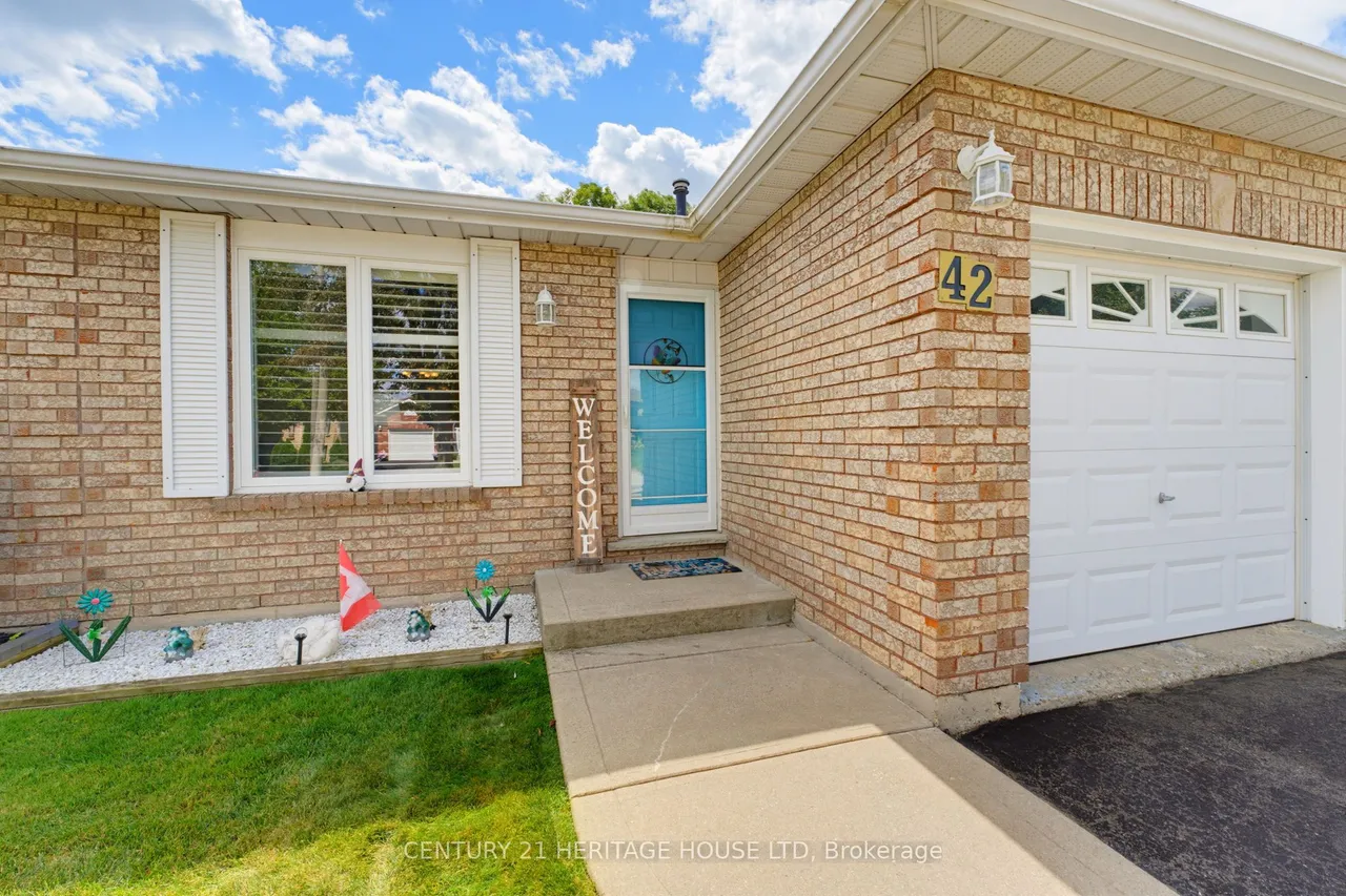 42 Buchanan Crescent — photo 3